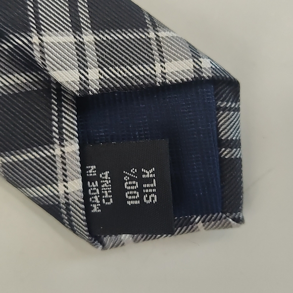 Michael Michael Kors Plaid Silk Tie - Picture 7 of 8